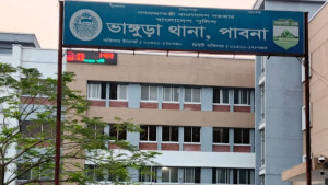 ভাঙ্গুড়ায় সড়কে প্রাণ গেল দুই নারীর