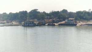 দৌলতদিয়ায় ৭ নম্বর ফেরিঘাট সাময়িক বন্ধ