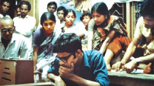 তরুণদের কণ্ঠে স্বাধীন বাংলা বেতার কেন্দ্রের কালজয়ী গান