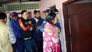 হতবাক রহিমাপুর গ্রামের মানুষ