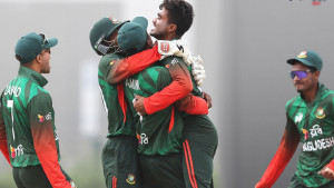 লঙ্কানদের হারিয়ে সেমিতে পাকিস্তানকে পেল যুবারা 