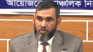 নির্বাচনে ভুয়া সাংবাদিক শনাক্তে থাকছে কিউআর ব্যবস্থা: ইসি সানাউল্লাহ