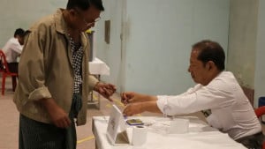 মিয়ানমারে নির্বাচন নাকি বন্দুকের মুখে নাটক 