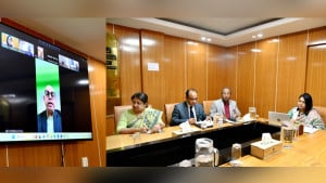 গণভোটে অংশগ্রহণ বাড়াতে শুক্রবার থেকে উঠান বৈঠক