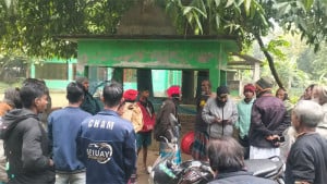 গৌরীপুরে মাজারে ভাঙচুর, মল-মূত্র নিক্ষেপের অভিযোগ