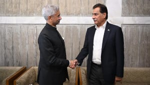 পরিচয় দিয়ে জয়শঙ্কর বলেন, ‘আমি আপনাকে চিনতে পেরেছি’
