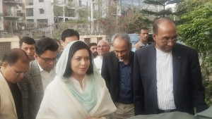 এভারকেয়ার হাসপাতালে জুবাইদা রহমান