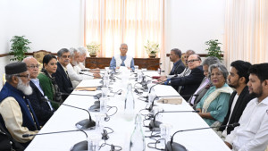 খালেদা জিয়াকে ‌‘ভিভিআইপি’ ঘোষণার সিদ্ধান্ত উপদেষ্টা পরিষদের সভায়