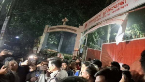 মগবাজারে ফ্লাইওভার থেকে হাত বোমা নিক্ষেপ, যুবক নিহত