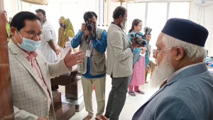 ‘বাগবিতণ্ডা’র ঘটনায় চিকিৎসককে বহিষ্কারের নির্দেশ দিলেন স্বাস্থ্য অধিদপ্তরের ডিজি