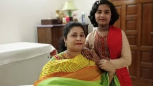 মা-মেয়েকে হত্যার পর স্কুল ড্রেসে বেরিয়ে যায় গৃহকর্মী