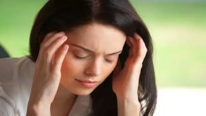 শীতে মাইগ্রেনের সমস্যা বেড়েছে? যা করতে পারেন