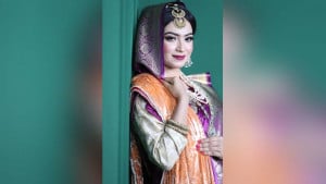বছরজুড়ে সৌন্দর্যের সাতসতেরো