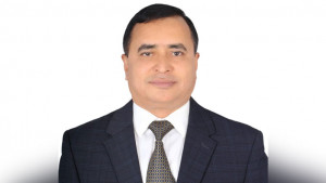 ঢাকা-১৭ আসনে মনোনয়নপত্র নিলেন হাবিবুল হাসান হাবিব
