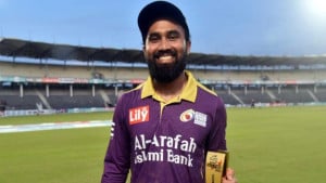 চট্টগ্রামে সাদমানের সঙ্গে যুক্ত হলেন তিন পাকিস্তানি
