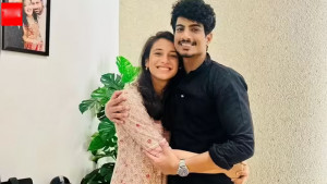 বিয়ে ভাঙার আনুষ্ঠানিক ঘোষণা স্মৃতির, পলাশকে আনফলো