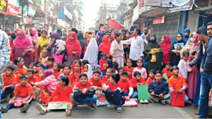 সরকার কঠোর, শিক্ষকরা অনড়