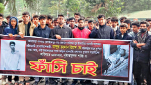 বখাটেপনায় জিম্মি সিরাজগঞ্জ, দুর্বল নিরাপত্তায় বাড়ছে শঙ্কা