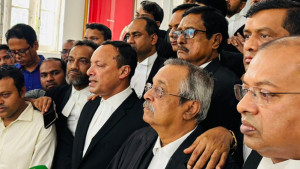 আদালত অবমাননা অভিযোগ, আইনজীবী ফজলুর রহমানকে অব্যাহতি 
