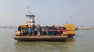 কিশোরগঞ্জের বালিখলা-শান্তিপুর-মিঠামইন রুটে ফেরি চলাচল চালু