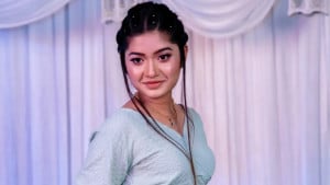 ন্যান্সির গানে মডেল মেয়ে রোদেলা