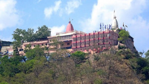 ভারতের হরিদ্বারে মন্দিরে পদপিষ্ট হয়ে নিহত ৬