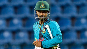 নিজেকে খুঁজে পাওয়ার ম্যাচ লিটনের