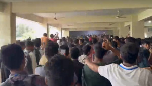 মাইলস্টোন শিক্ষার্থীদের দাবি মেনে নেওয়ার ঘোষণা দিলেন আসিফ নজরুল, বিক্ষোভ চলছে