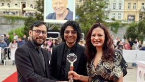 কার্লোভি ভেরি উৎসবে পুরস্কার পেল বাংলাদেশের ‘বালুর নগরীতে’