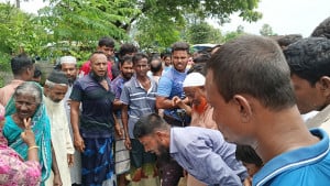 নন্দীগ্রামে কাভার্ড ভ্যান-অটোরিকশার সংঘর্ষে প্রাণ গেল ২ জনের
