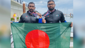 সাগর এবার একাই পাড়ি দিতে চান