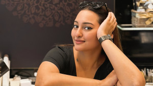 আমাকে চ্যালেঞ্জ জানাবে এমন কাজ চাই: সোনাক্ষী