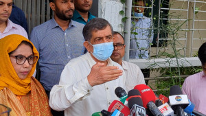সুষ্ঠু পরিবেশে অনুষ্ঠিত হচ্ছে এইচএসসি: শিক্ষা উপদেষ্টা