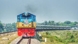 ঈদে ট্রেনে ফিরতি যাত্রার শেষ দিনের টিকিট বিক্রি শুরু
