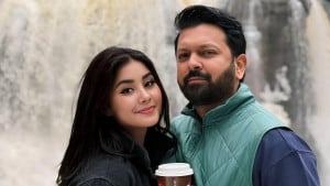 রোজাকে আজীবনের জন্য সঙ্গী হতে বললেন তাহসান