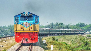ঈদযাত্রায় অনলাইনে ট্রেনের অগ্রিম টিকিট বিক্রি শুরু