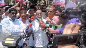 অপসারিত মেয়র-কাউন্সিলরদের পুনর্বহালে আলটিমেটাম, রংপুর অচলের হুঁশিয়ারি