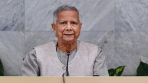 টোকিওর কাছে ১০০  কোটি ডলার বাজেট সহায়তা চাইবে ঢাকা