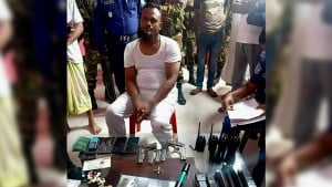 স্বতন্ত্র প্রার্থী হওয়ার ঘোষণা দেওয়া এনামুল মোল্লাহ অস্ত্রসহ আটক