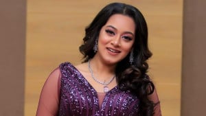 সৌদির হোটেল কক্ষে চিরকুট পেলেন দিঘী, কী লেখা ছিল তাতে
