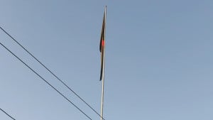 সীমান্তে ১১৭ ফুট উচ্চতায় উড়ল জাতীয় পতাকা