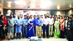 সিনেমার আলোছায়ায় জীবনের গল্প