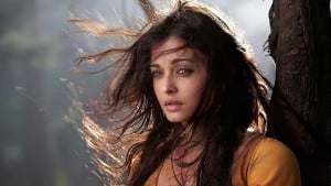 নির্মাতা মণিরত্নমের চোখে অনন্য এক ঐশ্বরিয়া