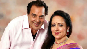 স্ত্রী-সন্তান আছে জেনেও ধর্মেন্দ্রকে বিয়ে, কতটা সুখী ছিলেন হেমা মালিনী