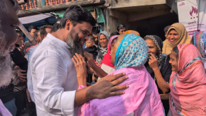পশ্চিম দোলাইরপাড়ের সমস্যা তুলে ধরলেন এলাকাবাসী, সমাধানের প্রতিশ্রুতি দিলেন রবিন