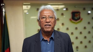 কিছু লোক আমাকে হিংসা করত