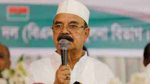 বিএনপি মাঠে নামলে অন্তর্বর্তী সরকার টিকবে কিনা সন্দেহ: গয়েশ্বর
