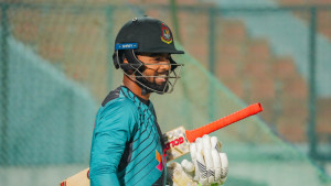 উল্টো এখন সিরিজ বাঁচানোর চ্যালেঞ্জ