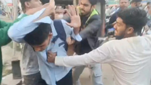 বাউলদের ওপর হামলার প্রতিবাদে মানববন্ধনে হামলা, আপ বাংলাদেশের শাকিলকে অব্যাহতি