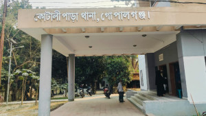দাদার সঙ্গে বাজারে গিয়েছিল নাতনি, ভ্যানচাপায় গেল প্রাণ